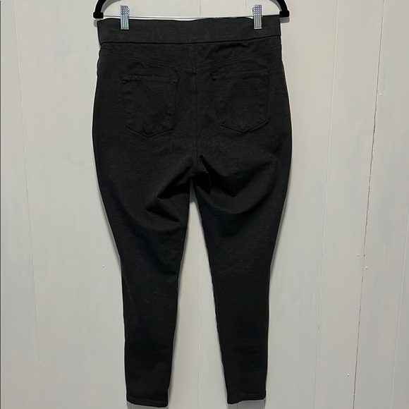 Nine West Dark Gray/Black Pull on Skinny Jeans - Picture 3 of 7